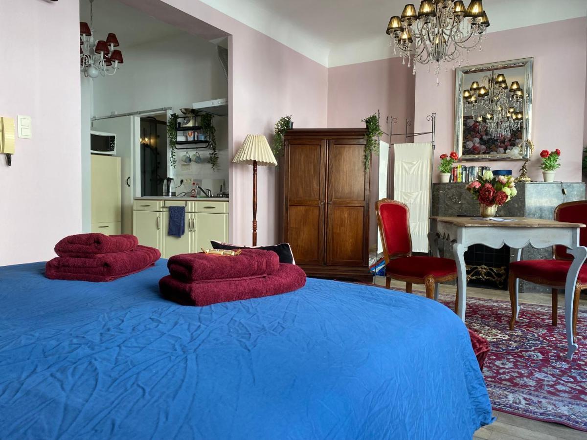 דירות נמור The Pink Studio - Exceptional Location In City Center - Unique & Elegant מראה חיצוני תמונה